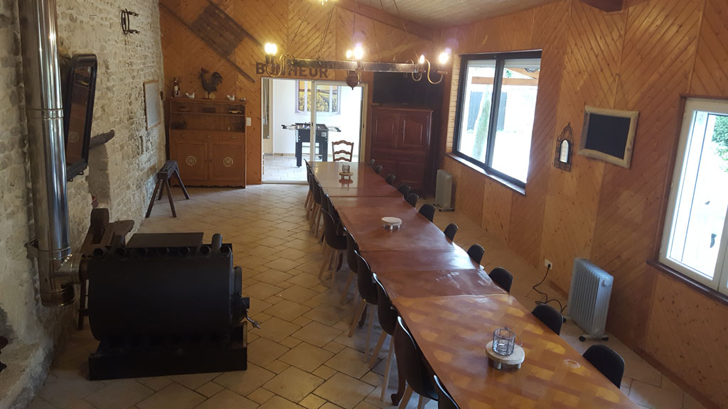 Chambres Hotes Charente-Maritime 17 GITE DE GROUPE 22 PERSONNES