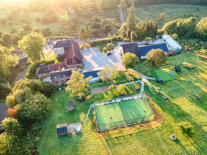 Chambres Hotes Calvados 14 Domaine 55 couch., piscine chauffée, grande salle