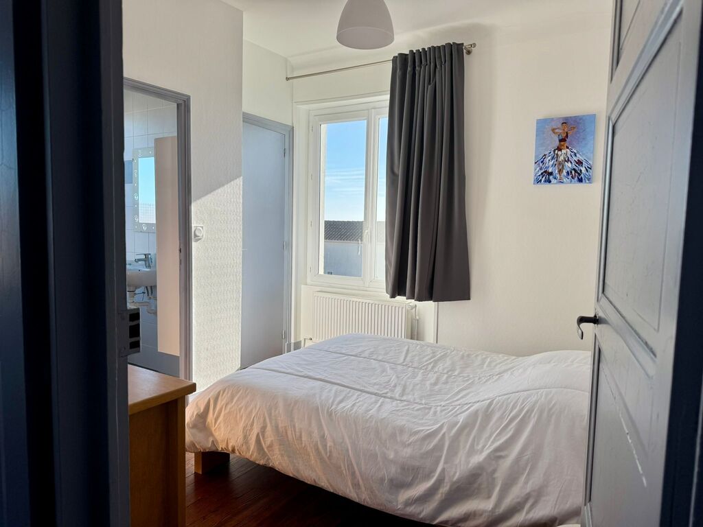 Chambres Hotes Charente-Maritime 17 Villa en bord de mer 15 personnes 