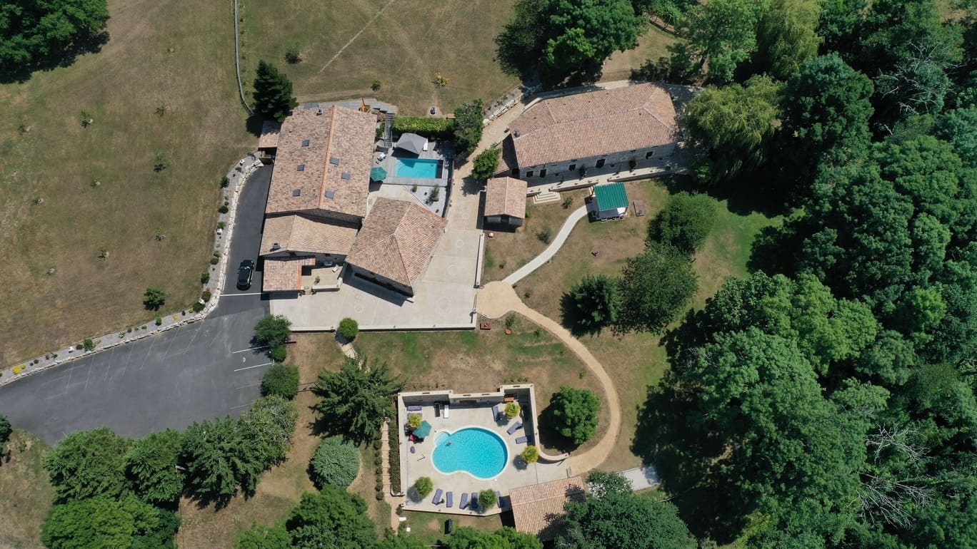 Chambres Hotes Charente 16 Domaine de Brise Bois - Privatisation 20 Couchages