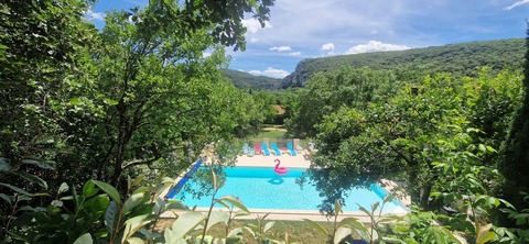 Chambres Hotes Ardèche 07 Gîte 6 chambres, 12 lits, piscine Sud Ardèche 